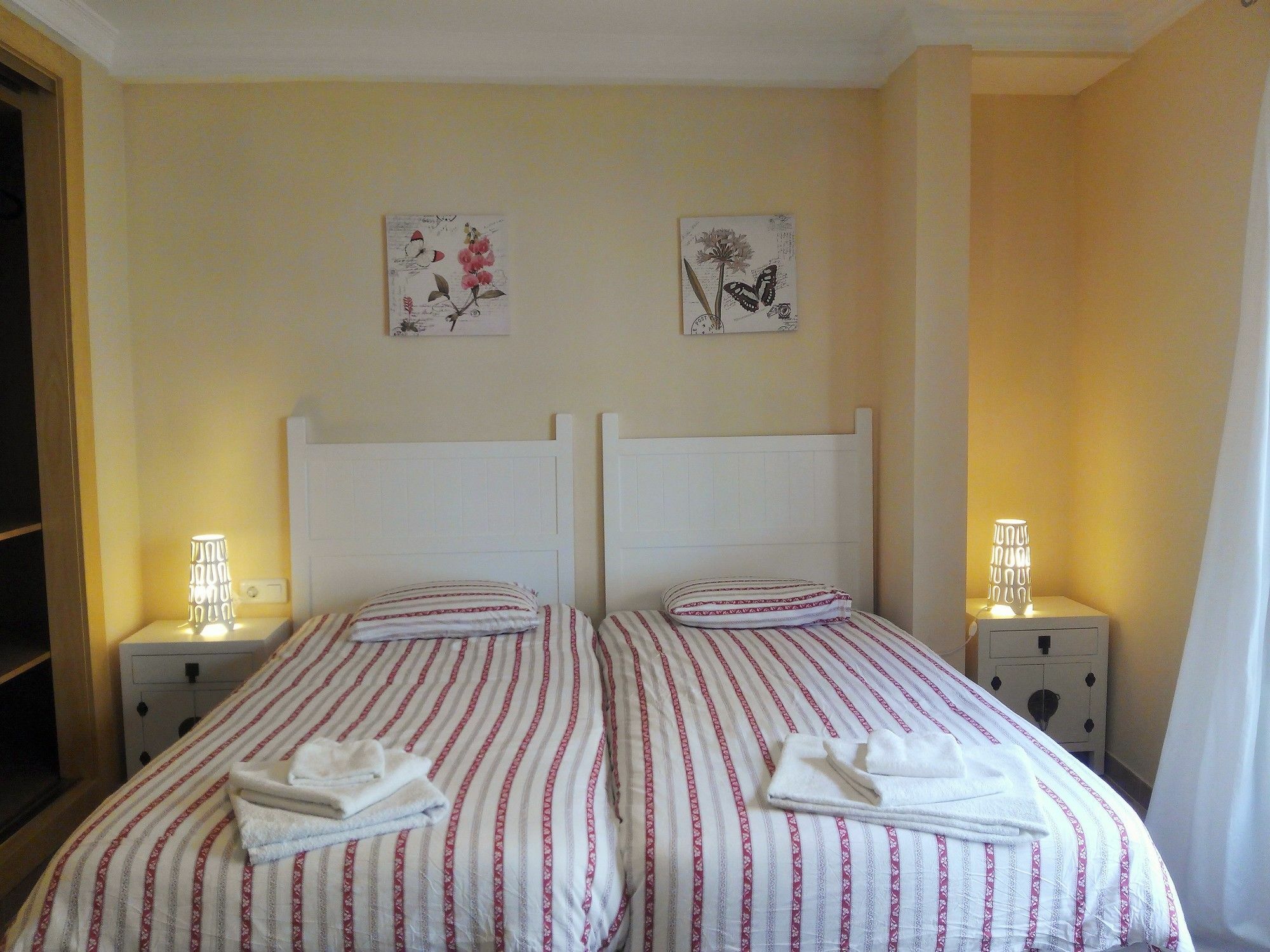 Malaga Centro Apartamentos Extérieur photo