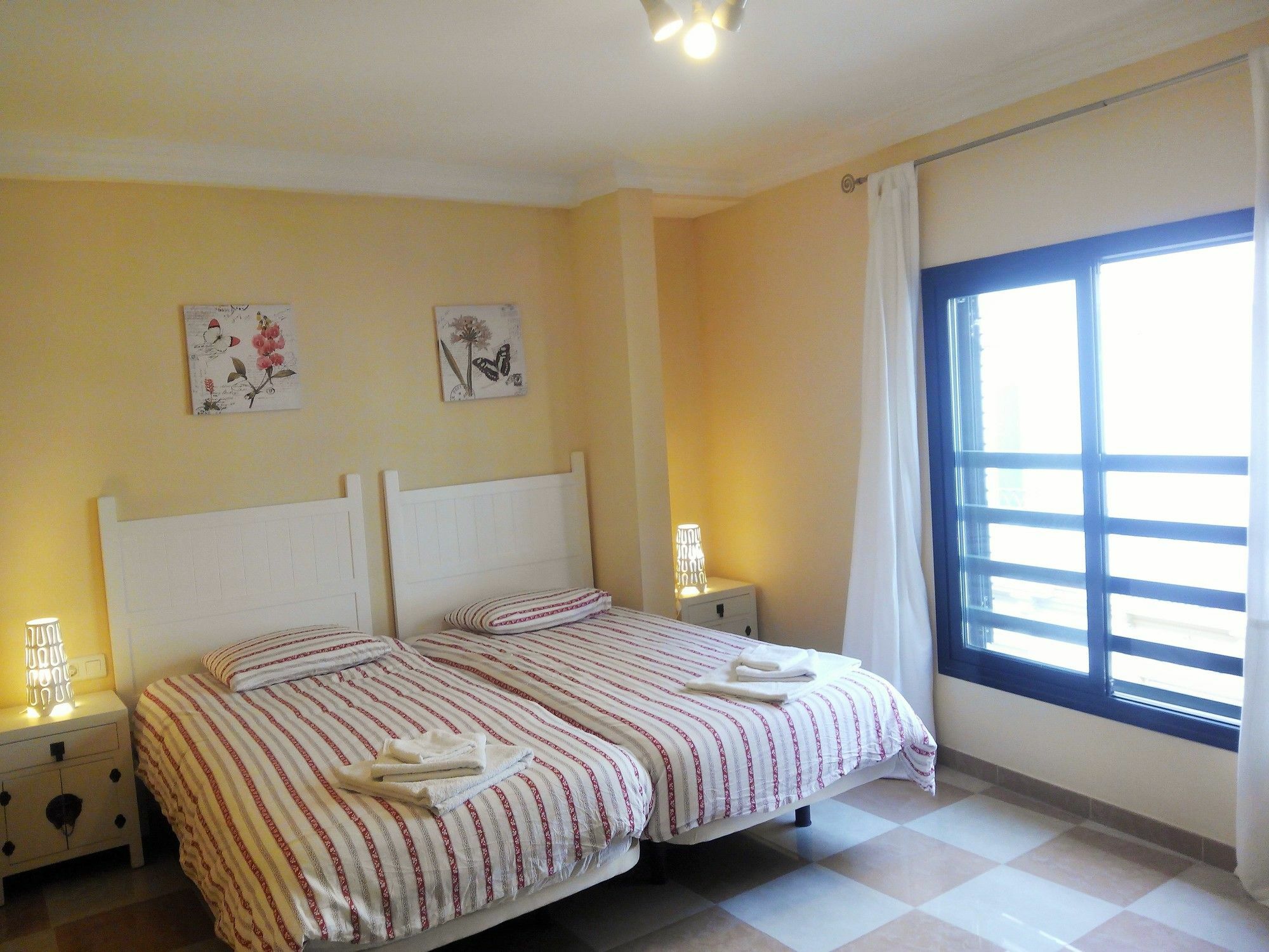 Malaga Centro Apartamentos Extérieur photo